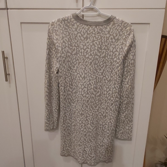 Isaac Mizrahi Live sweater - Picture 4 of 4